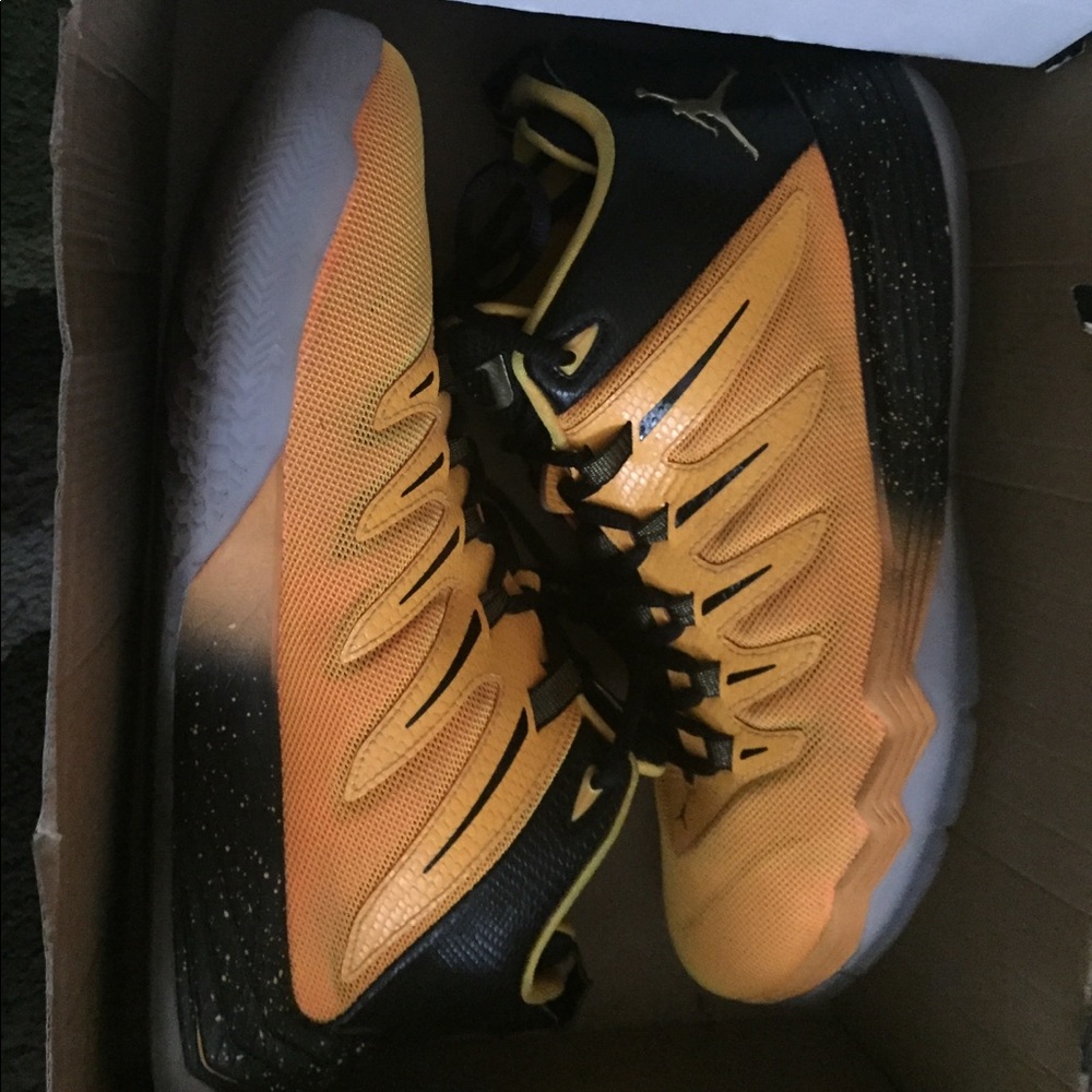 Jordan co3 ix. Men size 10