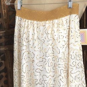 Lularoe “vintage” Lucy skirt