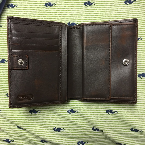 Coach Wallet - Picture 4 of 6