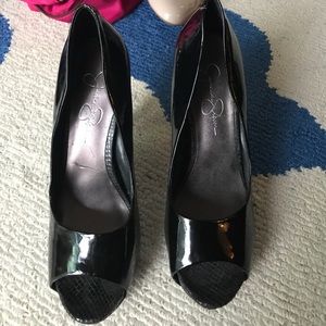 Jessica Simpson Black Pumps