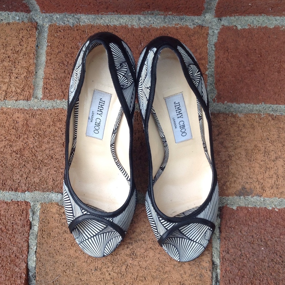 Jimmy Choo Silk 'Hardy' Pump - Picture 2 of 8