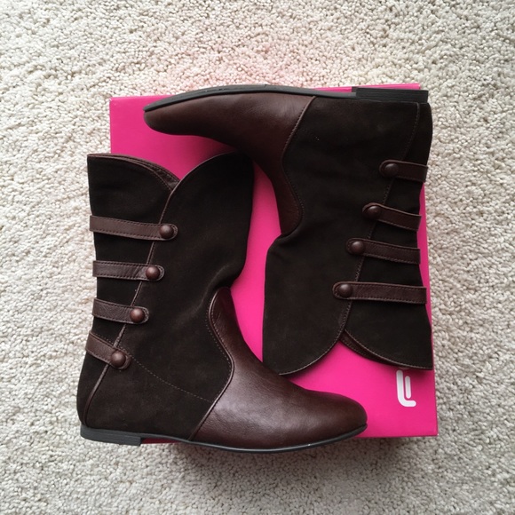 Fornarina chocolate suede and leather ankle boot - Picture 4 of 8