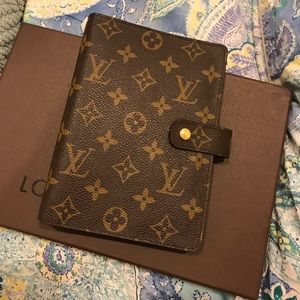 Louis Vuitton Agenda! In almost new condition