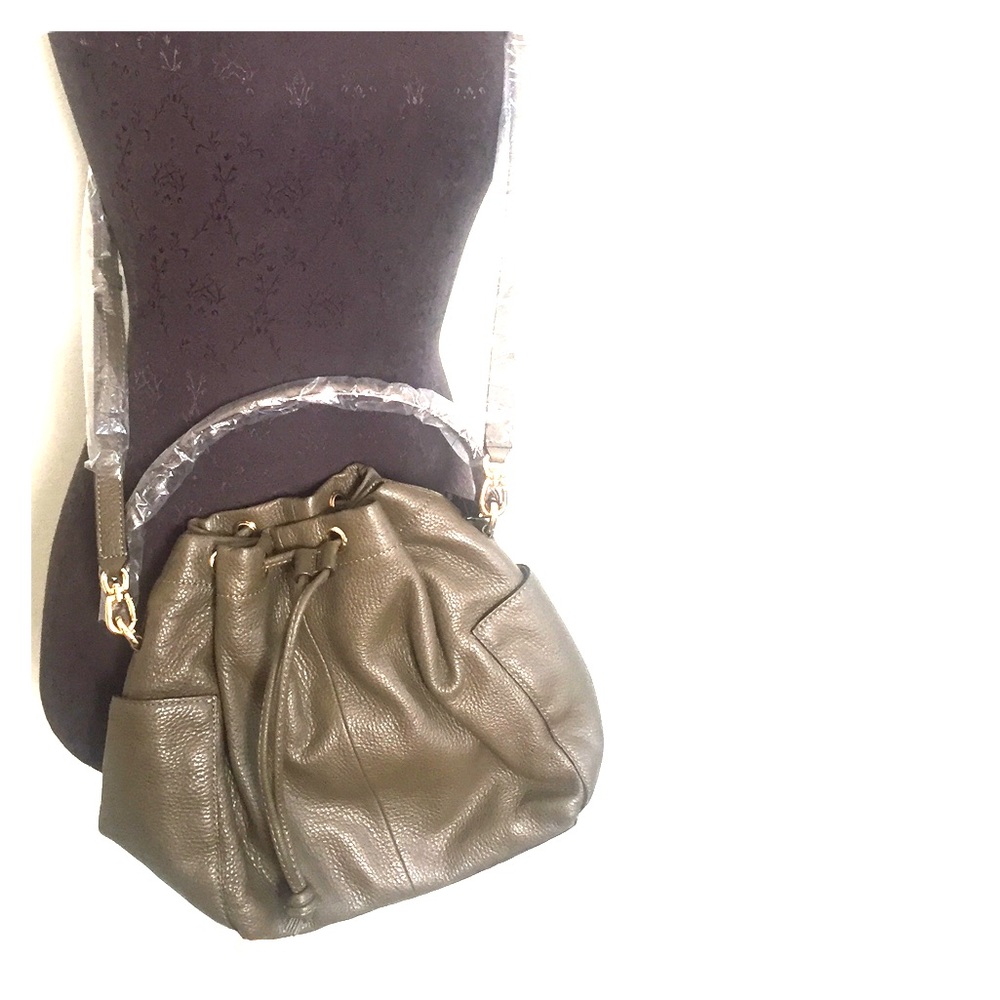 Banana republic LEATHER cross body