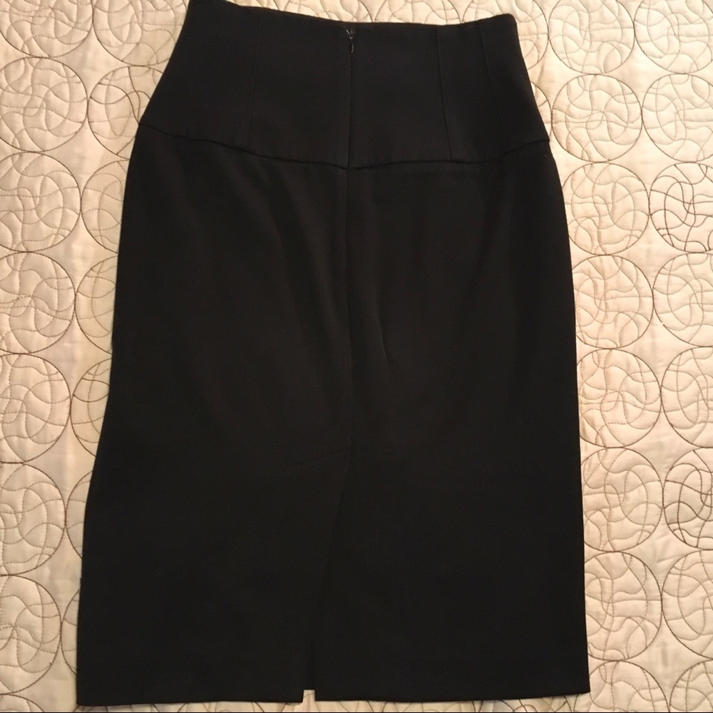 Black Talk of the Walk A-line skirt - Picture 3 of 6