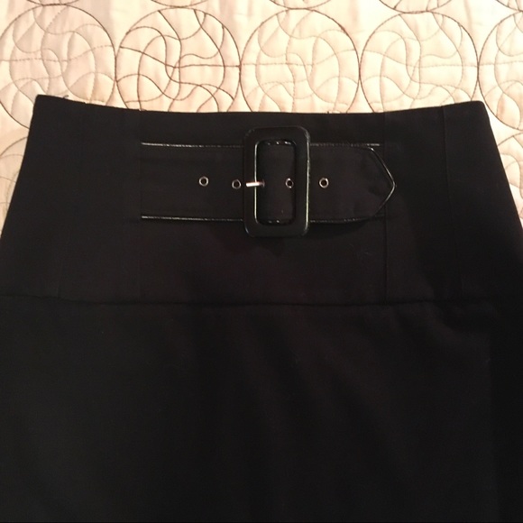 Black Talk of the Walk A-line skirt - Picture 2 of 6
