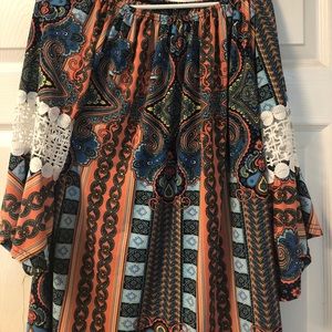 Bell sleeve tunic