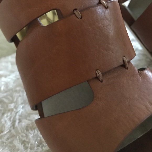 Leather Michael Kors heals - Picture 3 of 3