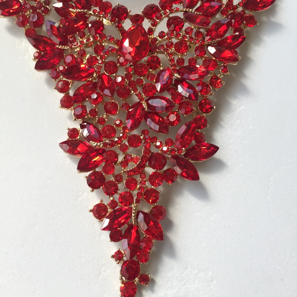 🚫SOLD🚫 🌸HP🌸 Candy Apple Statement Necklace & Earrings - Picture 4 of 7