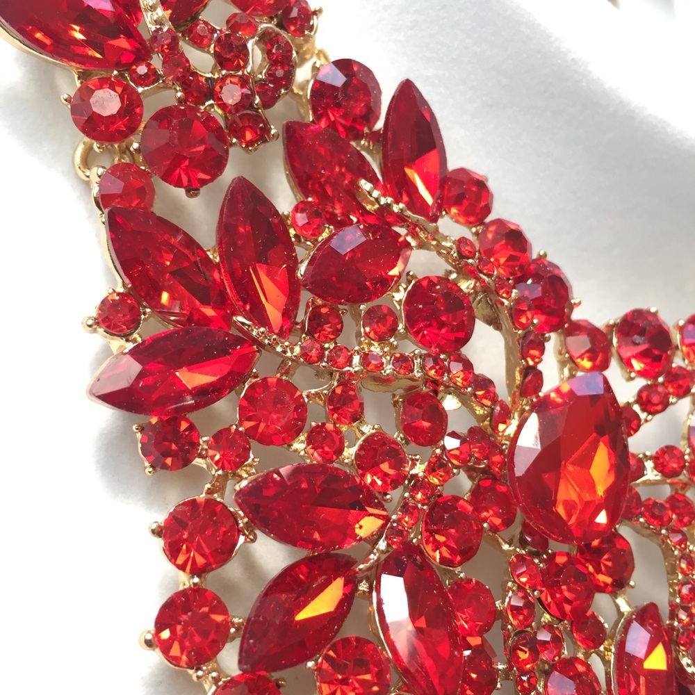🚫SOLD🚫 🌸HP🌸 Candy Apple Statement Necklace & Earrings - Picture 6 of 7