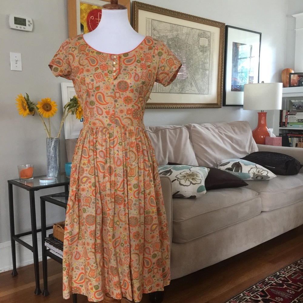 Adorable Vintage Day Dress