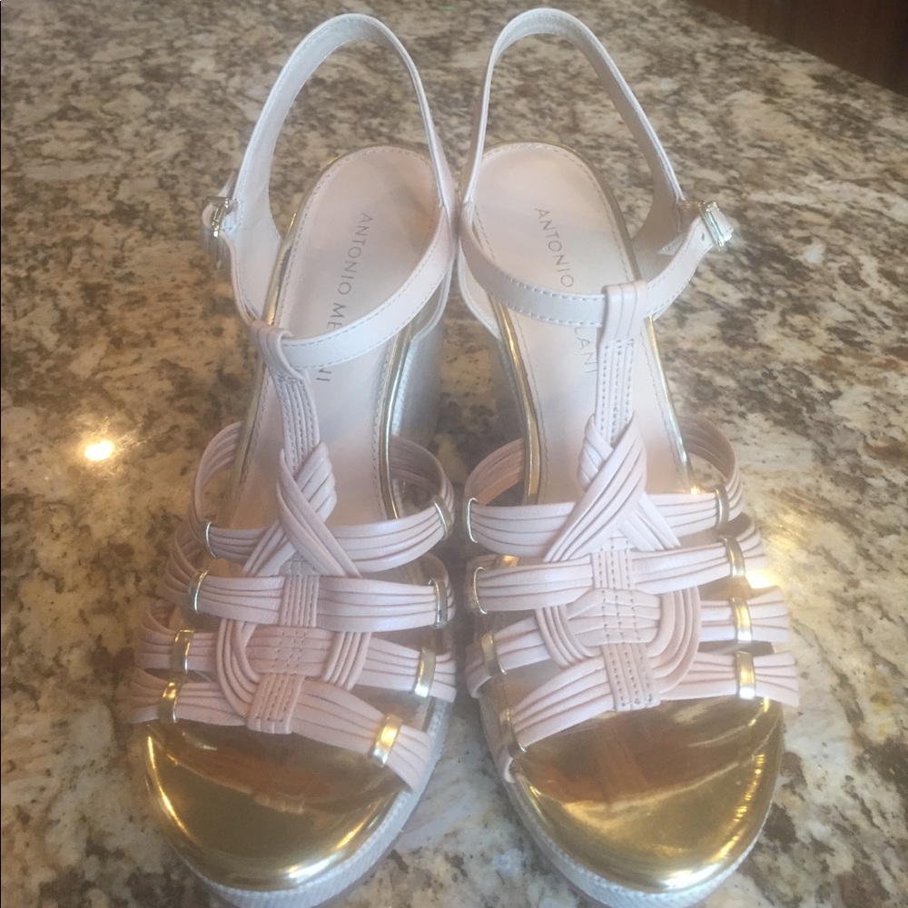 Antonio Melani strappy wedges size 6.5