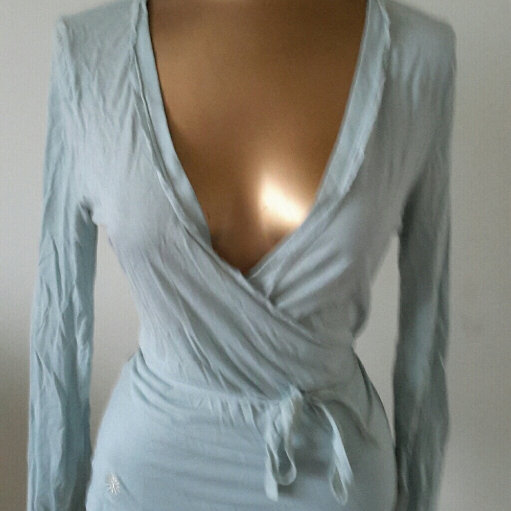 Bcbg max azria wrap top
