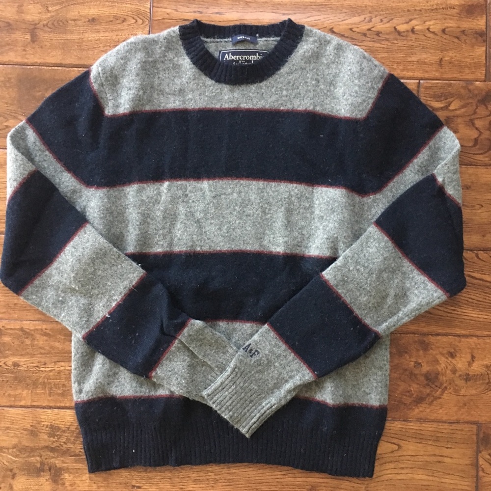 A&F Mens muscle sweater