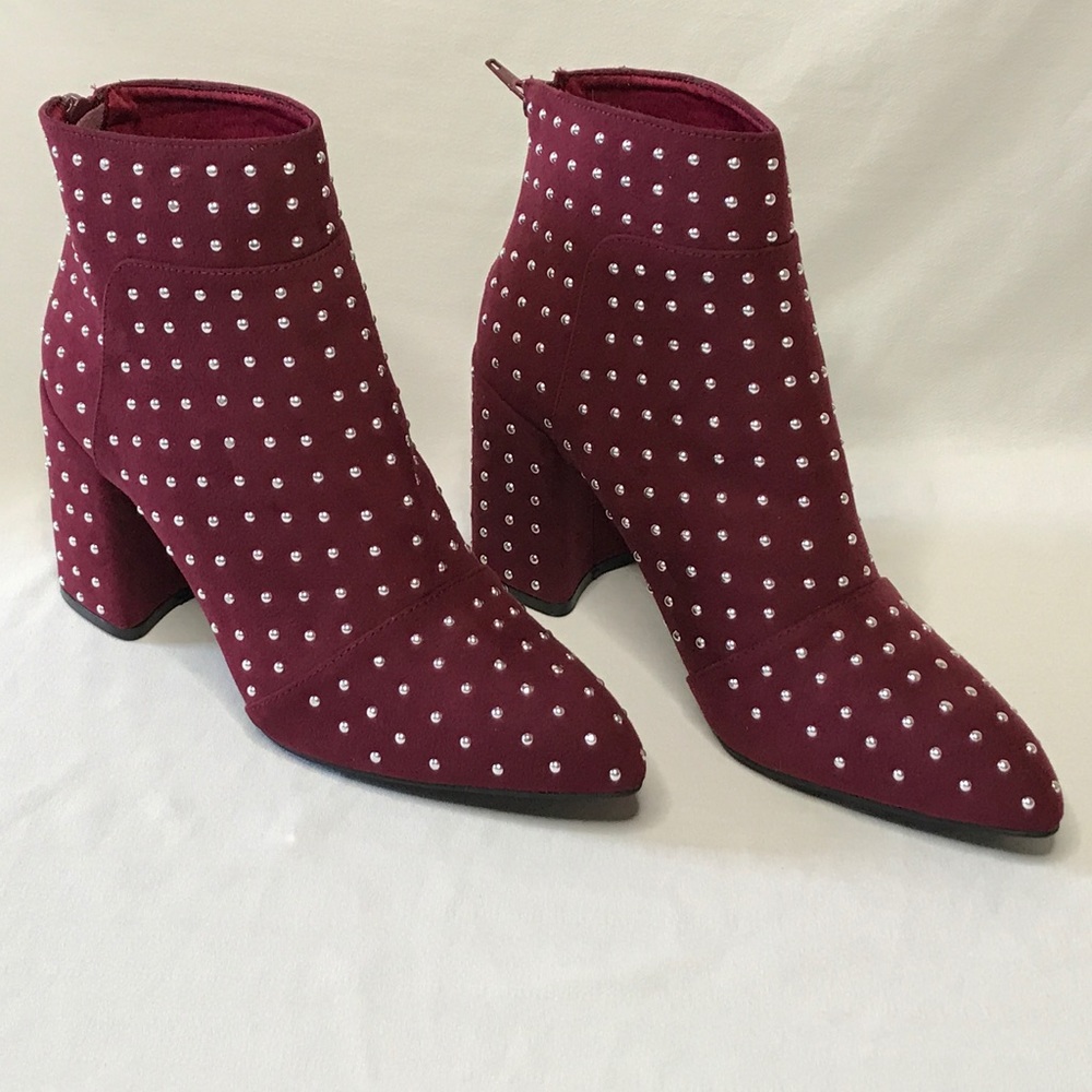 LAST PAIR!!//The Ruby// Burgundy studded bootie - Picture 3 of 6