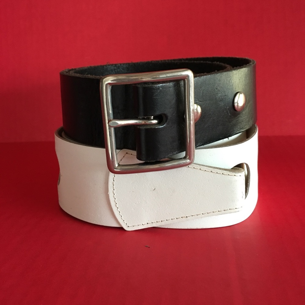 TWO VINTAGE BELTS🍒 COOL BELTS