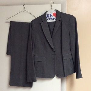 Women's suit