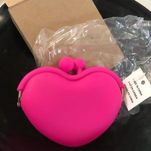 Avon’s Hot Pink Silicon Coin Purse