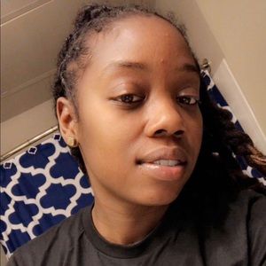 Meet your Posher, Robyn