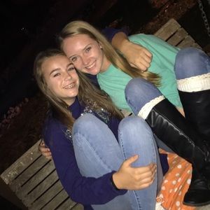 Meet your Posher, Natalie