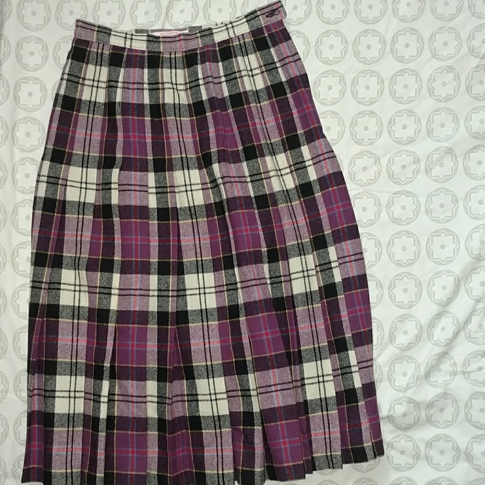 Pendleton authentic tartan wool skirt.