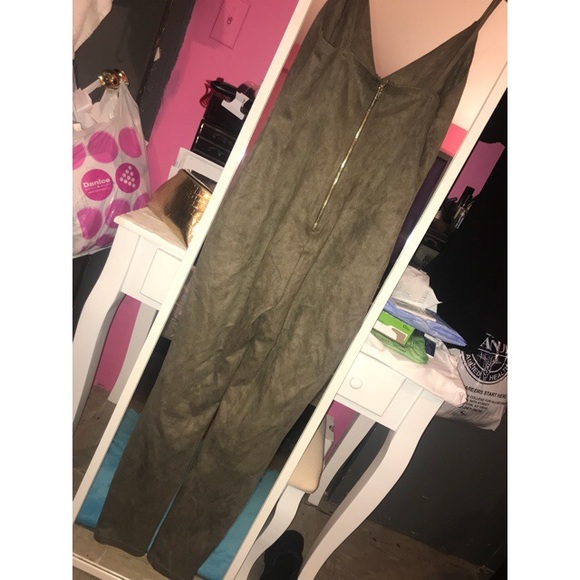 SOLD ON Ⓜ️ERCARI❗️ - Picture 4 of 4