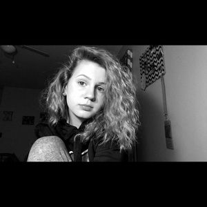 Meet your Posher, Kayler