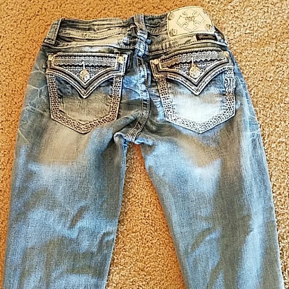 MISS ME JEANS SIZE 26 SIGNATURE SKINNY