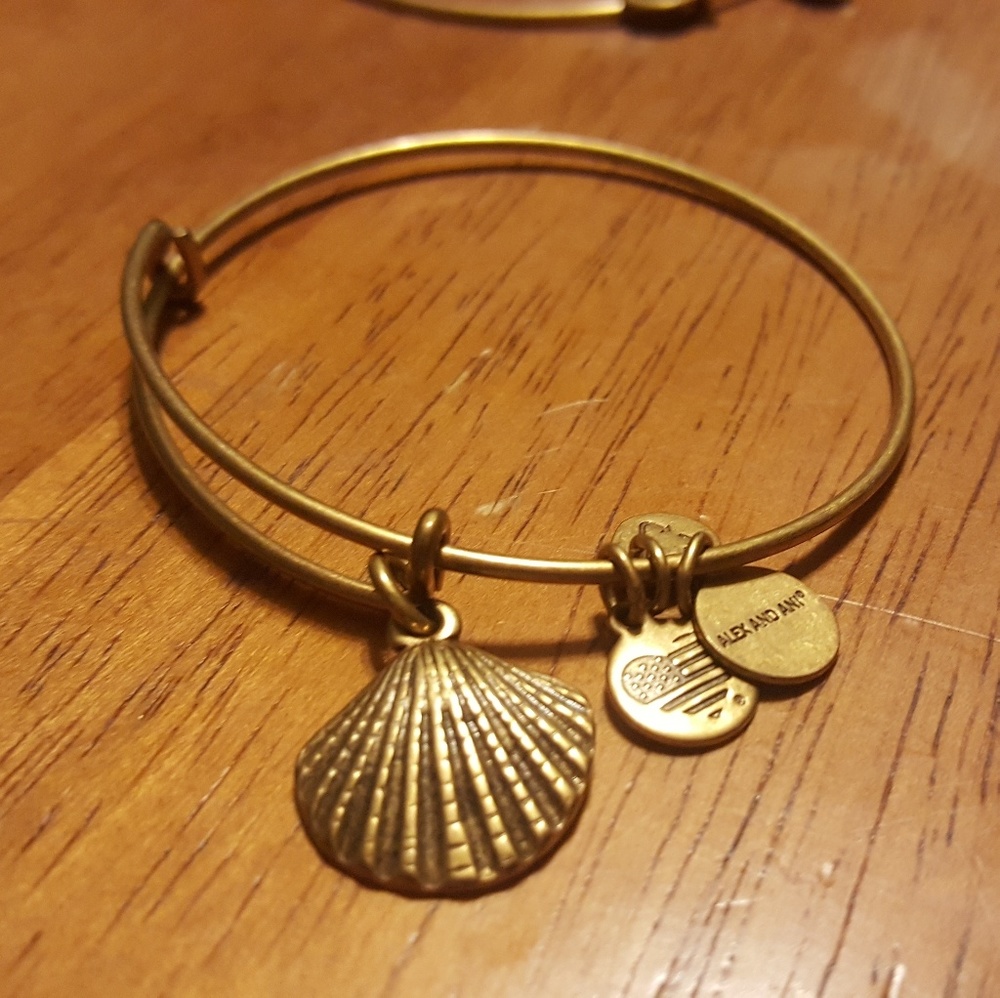 Alex & Ani shell bangle