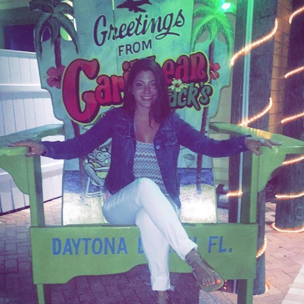 Meet your Posher, Mirna