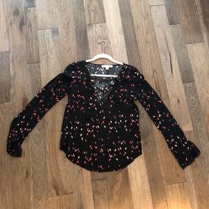 Love stitch Lace-up Top