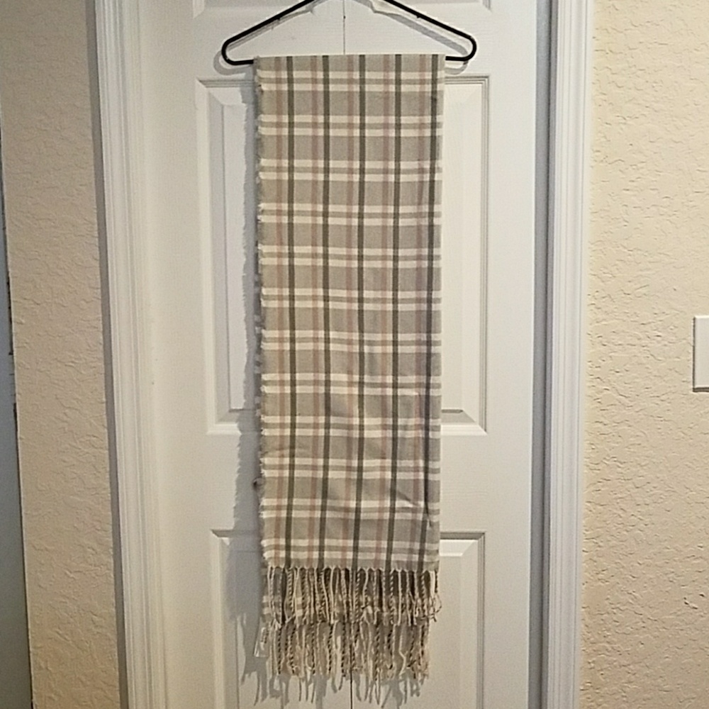 NWT Banana Republic Plaid Scarf Pink Grey LONG