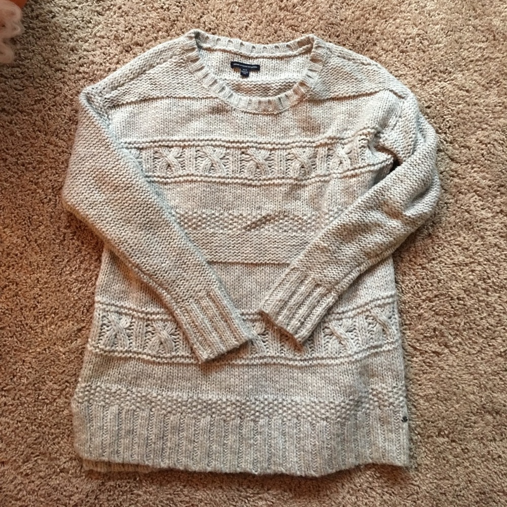 Light grey cable knit sweater