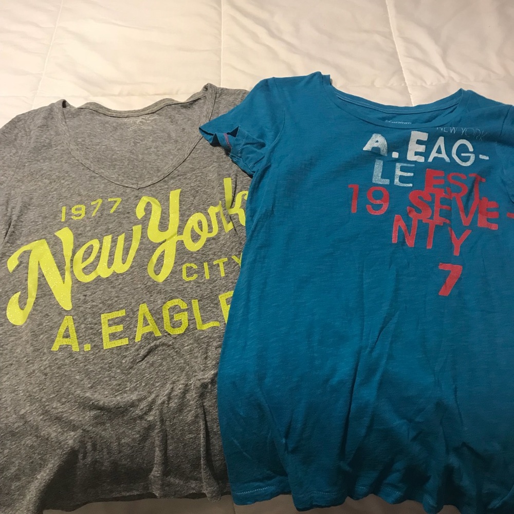 2 American Eagle tees