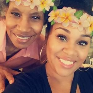 Meet your Posher, Abigail