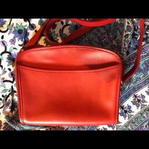 PRICE DROP✨RARE Vintage Coach Crossbody Purse