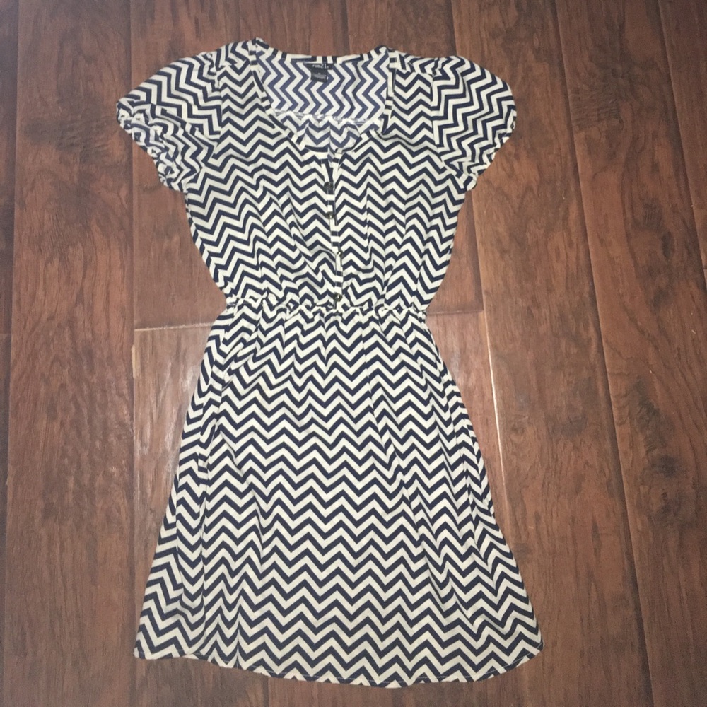 Chevron print dress