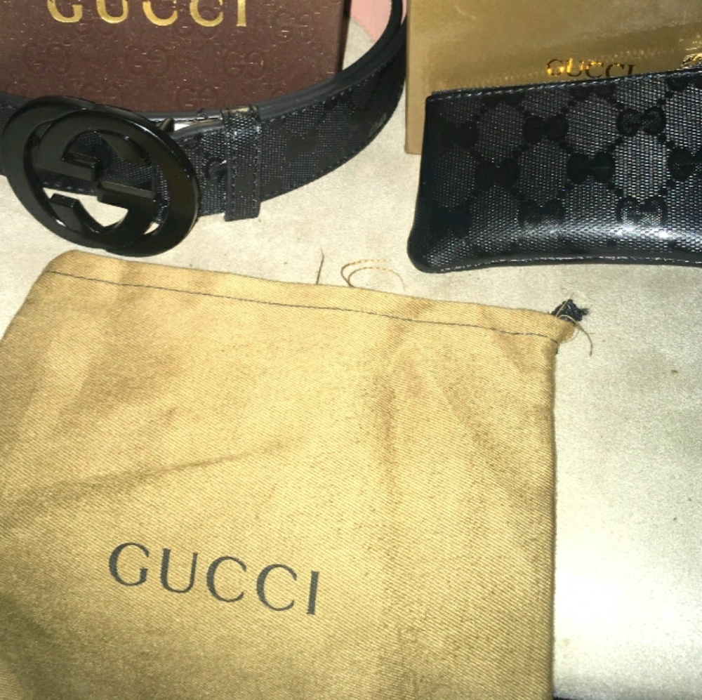 Mens Gucci Belt and coin