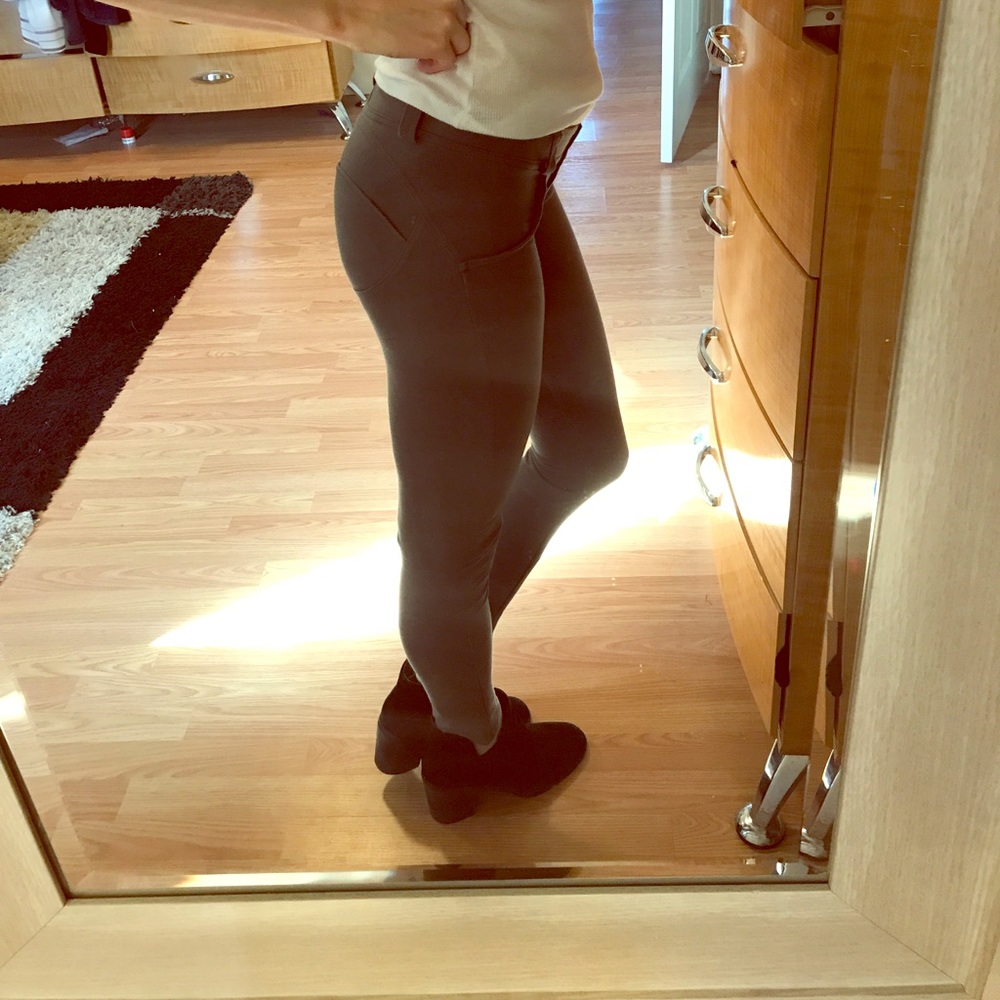 Freddy slounge butt jeans!! Worn once!