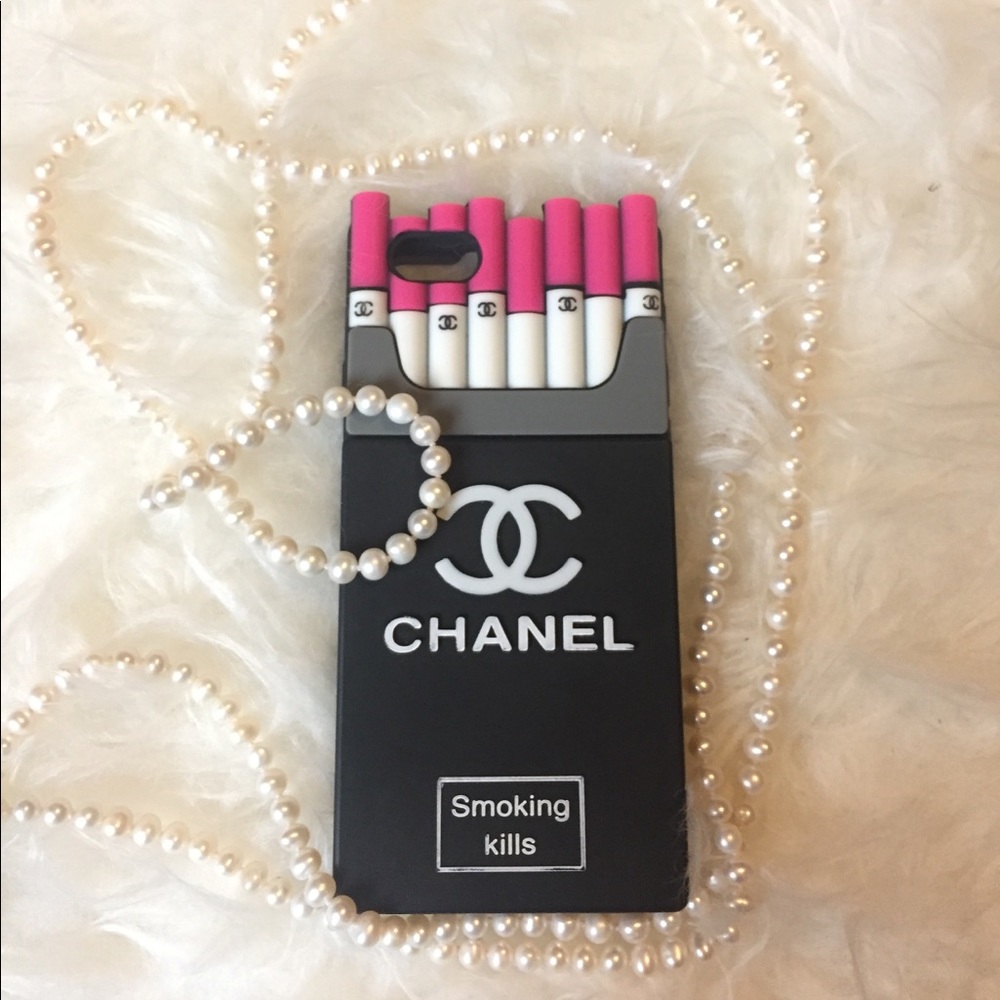 Chanel phone case iPhone 6/6s (non-authentic)
