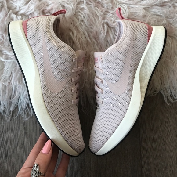 NWT Nike dualtone Racer silt red - Picture 2 of 8