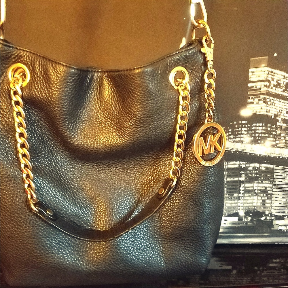 Michael Kors Jet Set Handbag
