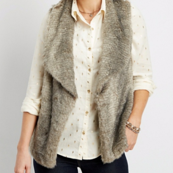 faux fur vest - Picture 3 of 4