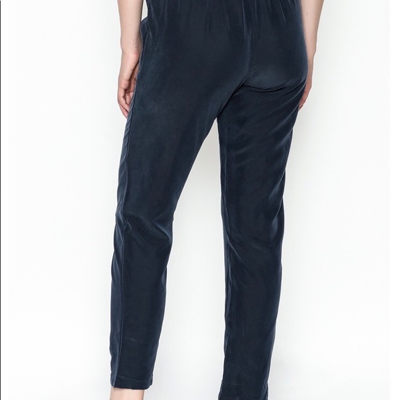 Ruffle pants - Picture 2 of 4