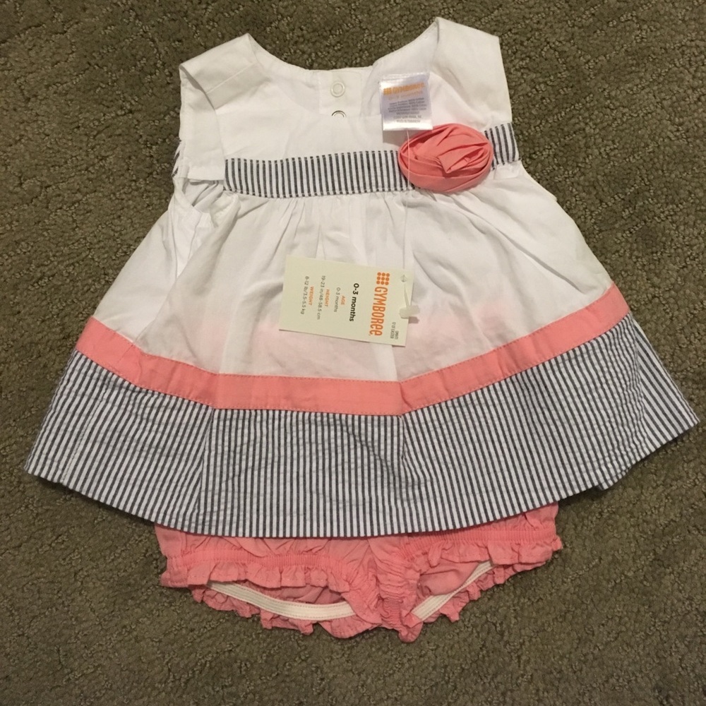 NEVER BEEN WORN-Gymboree 0-3 mo