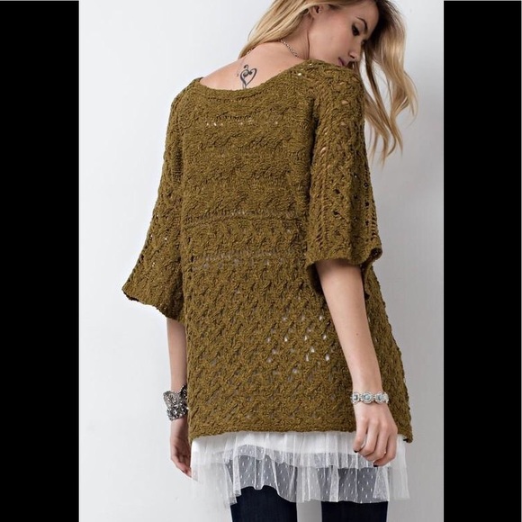 Oversized Light Knit Sweater In Light Olive - Picture 3 of 4