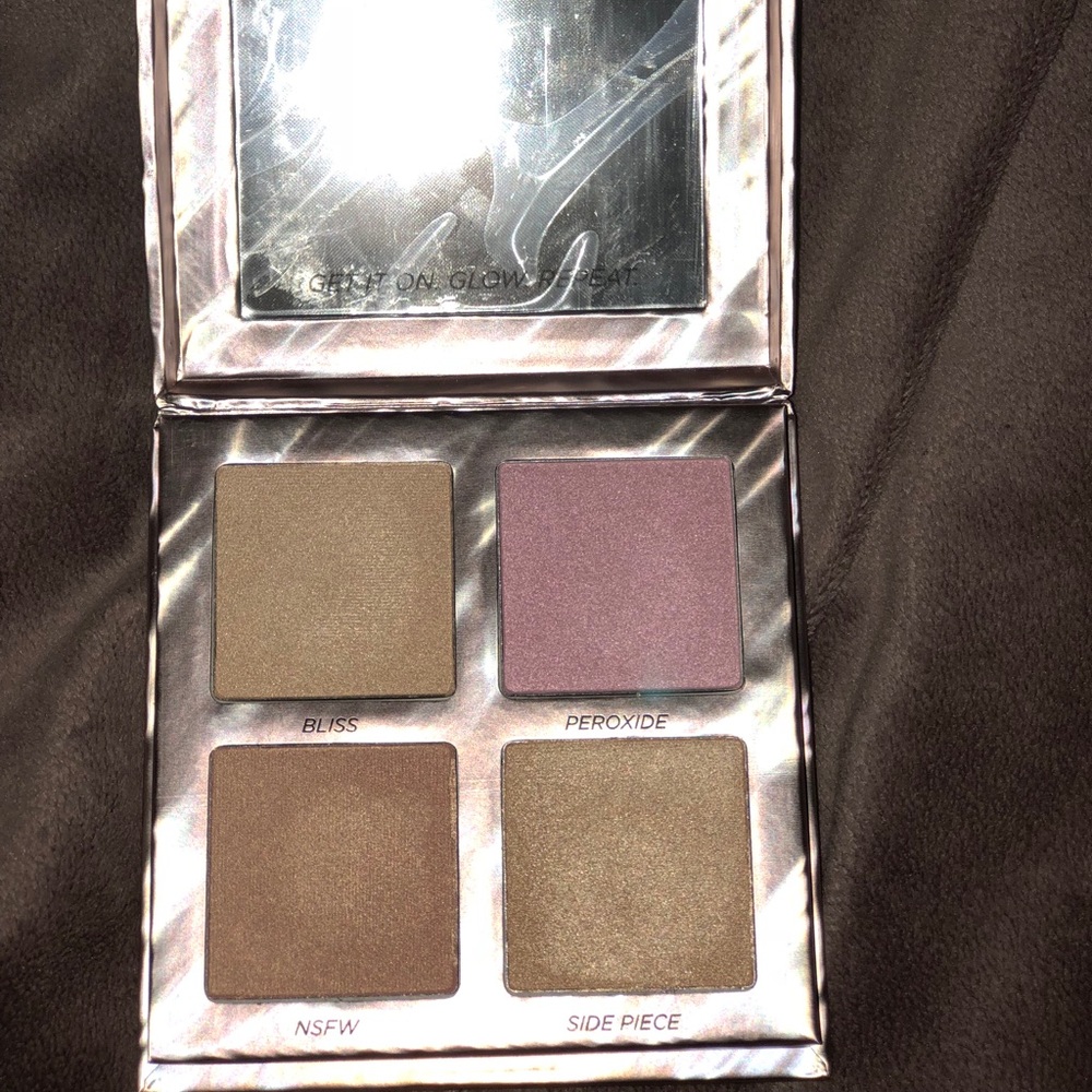 Urban decay afterglow highlighter palette