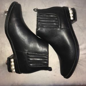 Catherine Malandrino booties