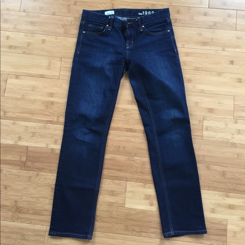 GAP 1969, 27 s, real straight, dark denim jeans.