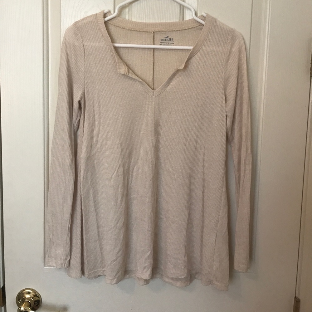 Hollister long sleeves